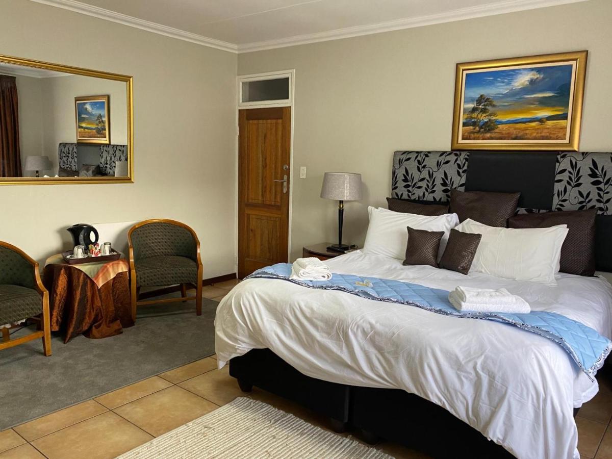 Africa Footprints Lodge Kempton Park Room photo