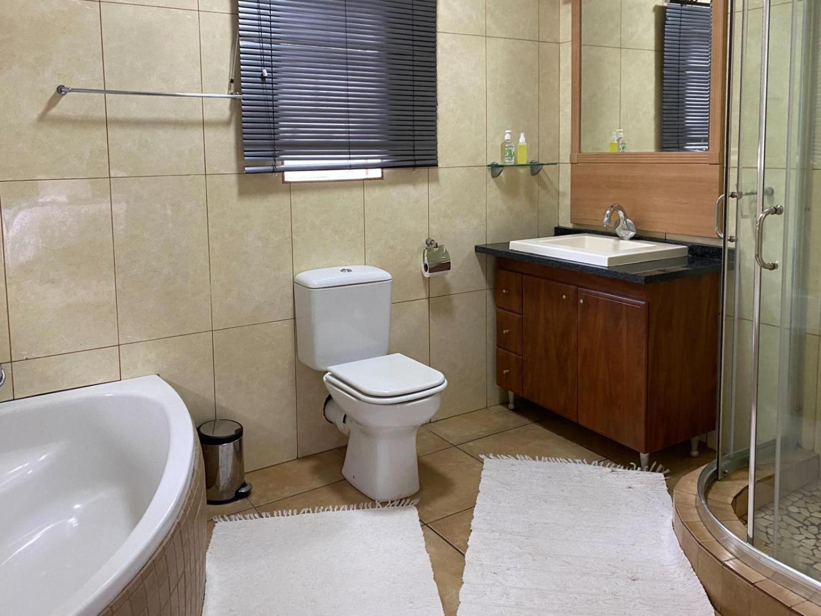 Africa Footprints Lodge Kempton Park Room photo