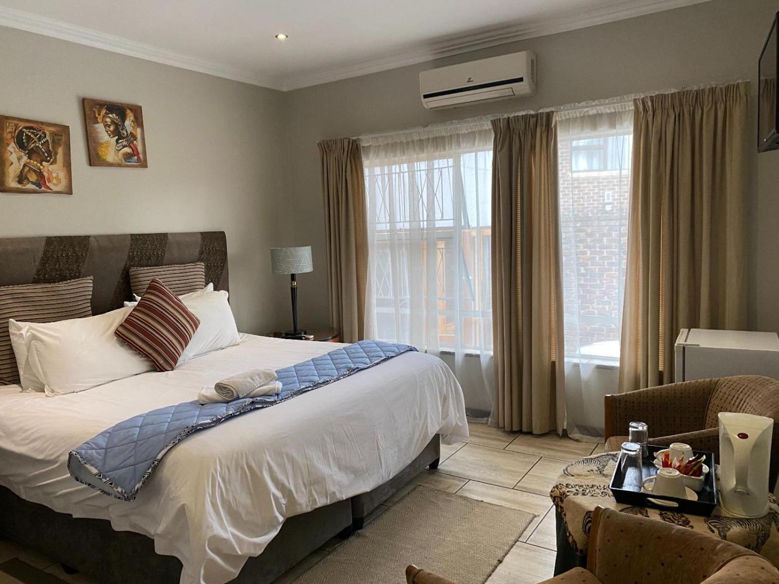 Africa Footprints Lodge Kempton Park Room photo